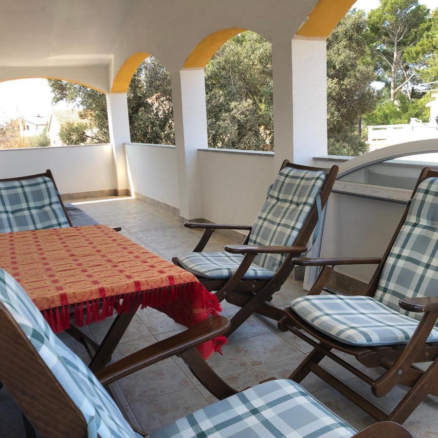 Apartments Marija Vir Dış mekan fotoğraf